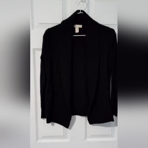 Banana Republic cardigan, made with Italian yarn. Size xs